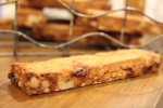 大豆を用いたグルテンフリーのクッキーは、卵と小麦粉不使用のオーガニック食材にこだわったヘルシー志向